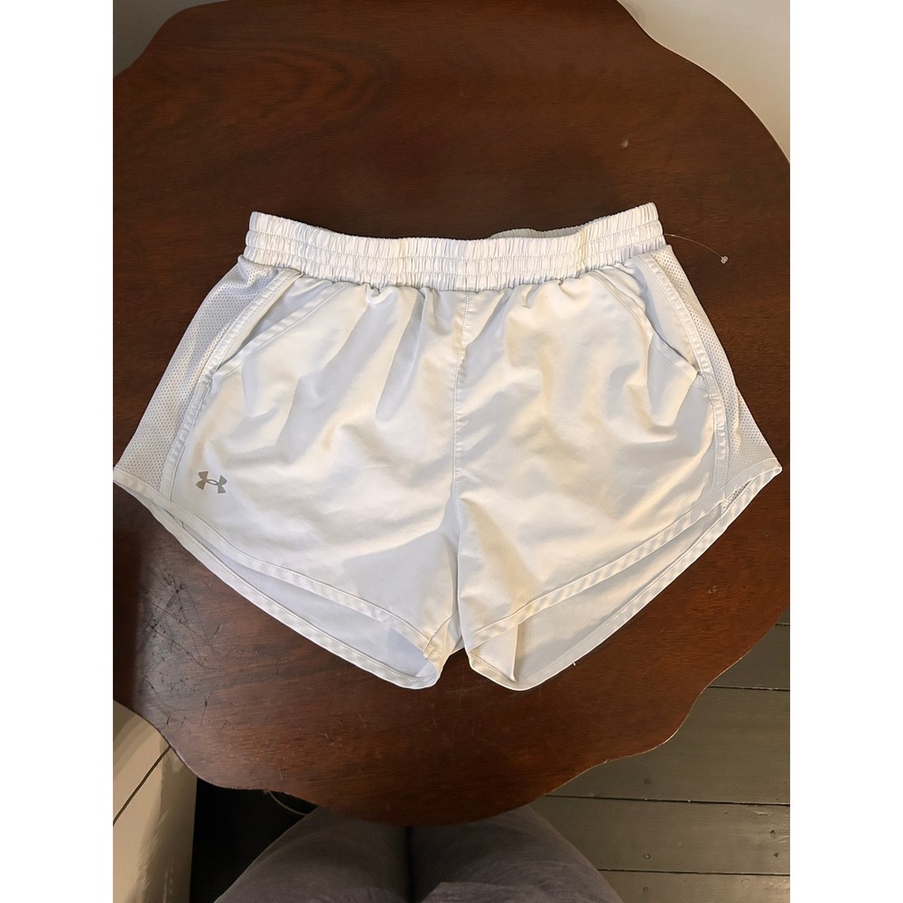 Under Armour Womens HeatGear White Running Shorts Mesh Panels Loose Fit Small